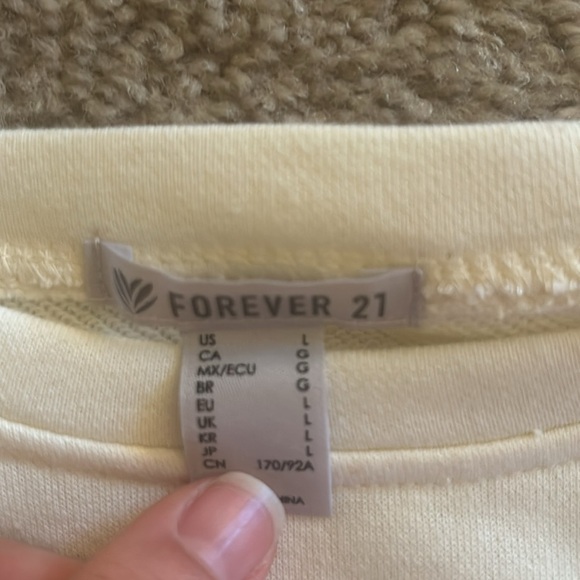 Forever 21 Cropped Top Size L - Picture 3 of 4